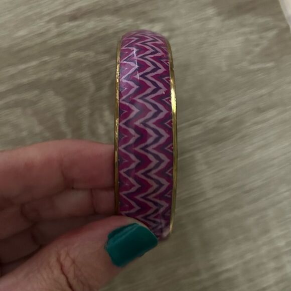 PREOWNED … Chevron Bangle Bracelet - Picture 2 of 3